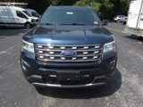 Used 2017 Ford Explorer XLT image 3