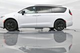 New 2025 Chrysler Pacifica Premium image 6