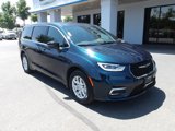 New 2025 Chrysler Pacifica Select image 2
