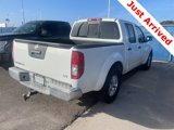 Used 2016 Nissan Frontier SV image 2