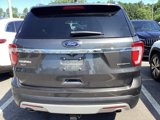 Used 2016 Ford Explorer XLT image 3