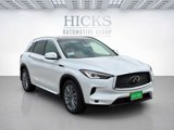 New 2025 INFINITI QX50 Luxe image 3