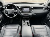 Used 2019 Kia Sorento SX image 2