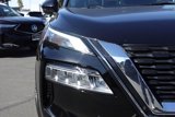 Used 2023 Nissan Rogue SV image 4