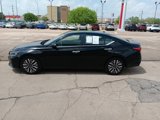 Used 2024 Nissan Altima 2.5 SV image 3