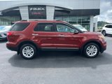 Used 2014 Ford Explorer XLT image 2