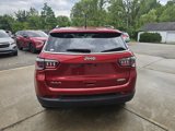 Used 2024 Jeep Compass Latitude image 6