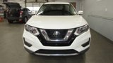 Used 2020 Nissan Rogue SV image 2
