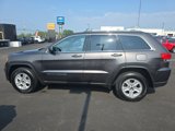 Used 2015 Jeep Grand Cherokee Laredo w/ Quick Order Package 23E image 4