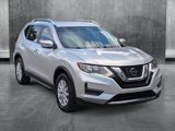 Used 2018 Nissan Rogue SV image 3