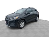 Used 2020 Chevrolet Trax LT w/ LT Convenience Package image 4