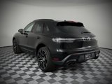 Used 2025 Porsche Macan image 3