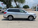 Used 2019 Nissan Pathfinder SL image 2