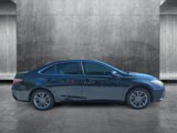 Used 2017 Toyota Camry SE image 4