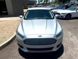 Used 2016 Ford Fusion SE w/ Equipment Group 202A image 5