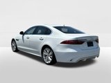 Used 2022 Jaguar XF R-Dynamic SE image 2