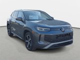 New 2025 Volkswagen Tiguan SE image 3