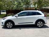 Used 2022 Kia Niro EX w/ Cold Weather Package image 4