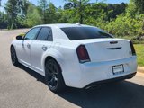 Used 2022 Chrysler 300 Touring L image 6