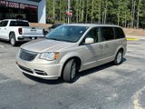 Used 2015 Chrysler Town & Country Touring w/ Driver Convenience Group image 2