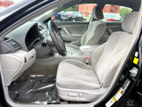 Used 2011 Toyota Camry LE image 5