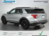 Used 2021 Ford Explorer XLT w/ Equipment Group 202A image 4