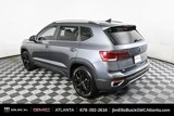 Used 2023 Volkswagen Taos SE image 3