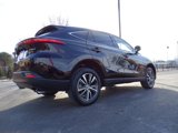 Used 2021 Toyota Venza LE image 5