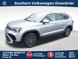 New 2025 Volkswagen Taos SE image 1
