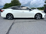Used 2019 Nissan Altima 2.5 SR w/ SR Premium Package image 6