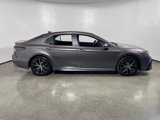 Used 2022 Toyota Camry SE image 2