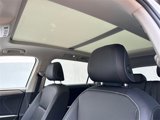 Used 2022 Volkswagen Tiguan SE w/ Panoramic Sunroof Package image 3