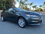 Used 2015 Ford Fusion SE image 2