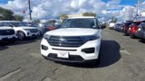Certified 2022 Ford Explorer XLT image 3
