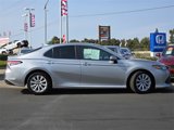 Used 2020 Toyota Camry LE image 3