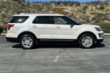 Used 2017 Ford Explorer XLT w/ Equipment Group 202A image 2
