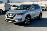 Used 2017 Nissan Rogue SL w/ SL Premium Package image 2