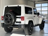 Used 2018 Jeep Wrangler Sahara image 3