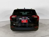 Used 2022 GMC Terrain SLE w/ Driver Convenience Package image 4