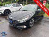 Used 2021 Hyundai Elantra SEL w/ Convenience + Premium Package image 3