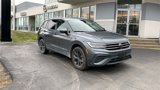 Used 2024 Volkswagen Tiguan SE image 3