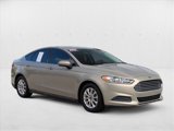 Used 2015 Ford Fusion S image 3
