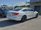 Used 2018 Honda Accord Touring image 5