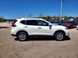 Used 2020 Nissan Rogue SV image 4