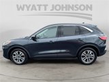 Used 2022 Ford Escape SEL w/ Technology Package image 2