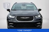 Used 2022 Chrysler Pacifica Touring-L image 4