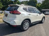 Used 2020 Nissan Rogue SV image 4