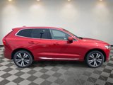 Used 2022 Volvo XC60 B5 Inscription w/ Protection Package Premier image 2