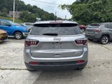 Used 2023 Jeep Compass Latitude image 4