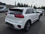 Certified 2022 Kia Niro EX image 6